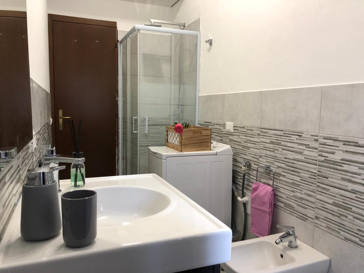 Ampio Bilocale A Milano Apartment Exterior photo